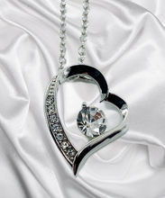 Load image into Gallery viewer, Luxury Heart - Silver Plated - To My Beautiful GodMother - MC0020
